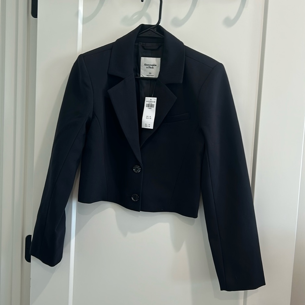 A&F Cropped Suiting Blazer